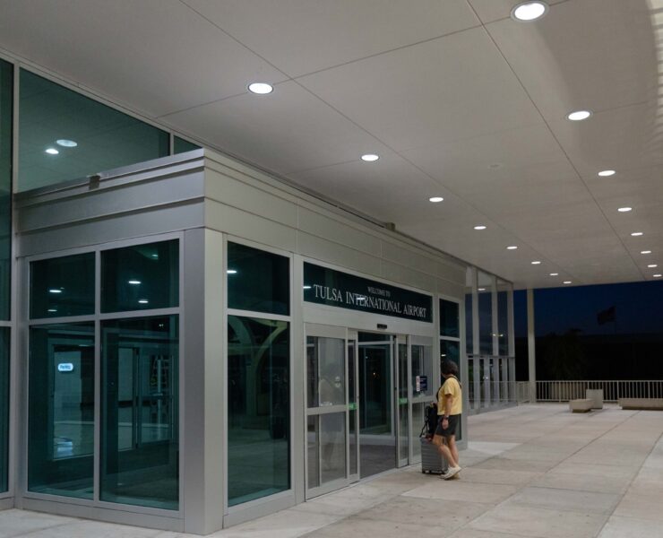 Tulsa, the eagle, airport, TIA, oklahoma eagle